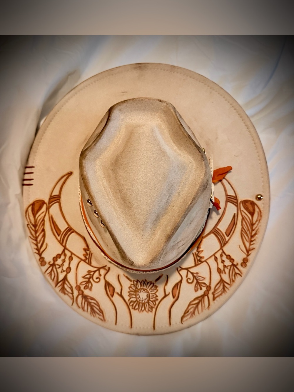 Beige Western Vegan Suede Wide Brim with arrow head crown
